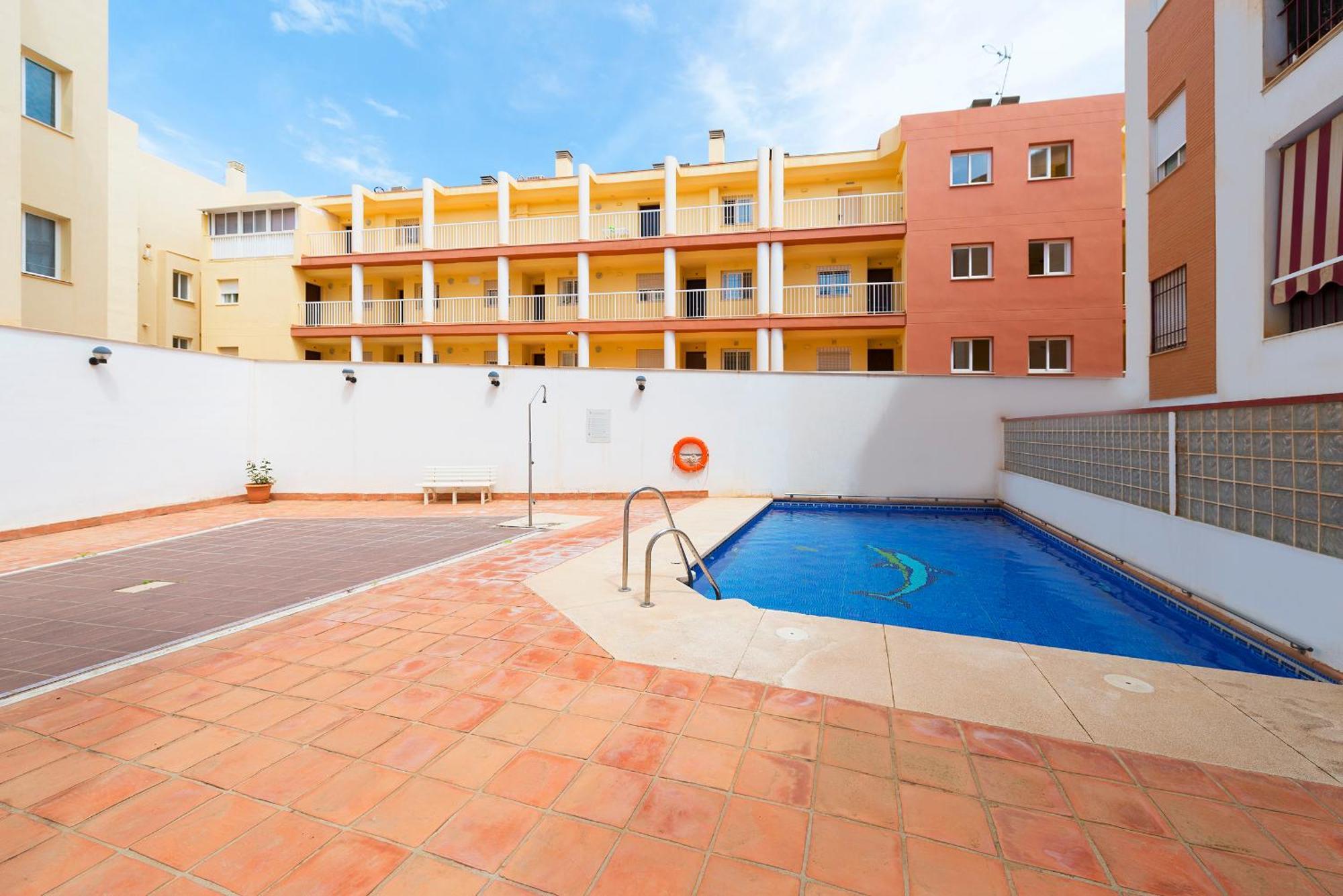 Estupendo apartamento en segunda línea de playa Benagalbón Exterior foto